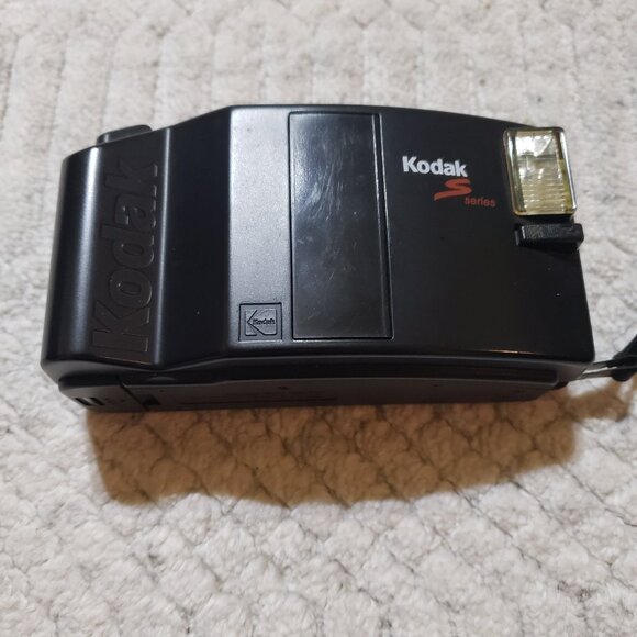 Vintage Kodak S300MD S‑Series 35mm Film Camera – Ektanar Lens – Great Condition - Picture 2 of 8